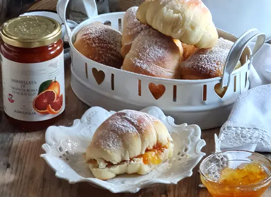 Croissants with Sicilian PGI blood orange jam