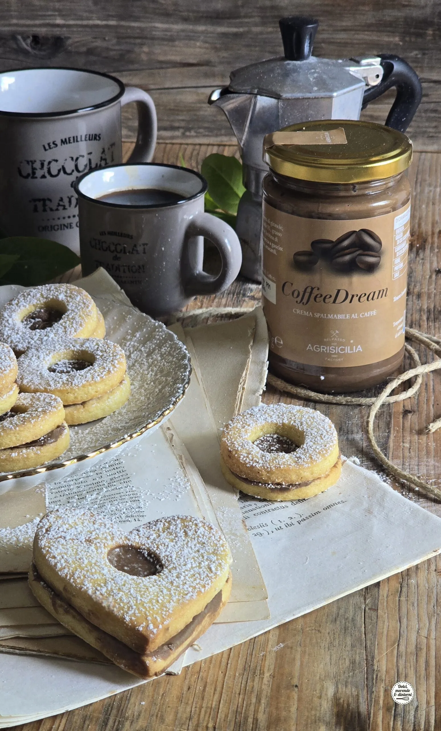 Biscotti occhi di bue ripieni di crema al caffè CoffeeDream Biscotti occhi di bue con CoffeeDream Agrisicilia